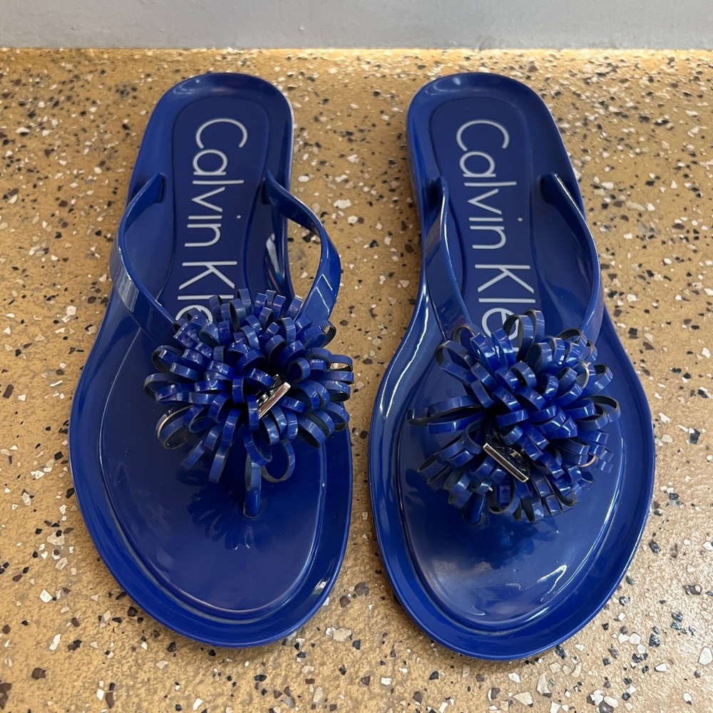 Calvin Klein blue jelly logo flower thong flip flop sandals